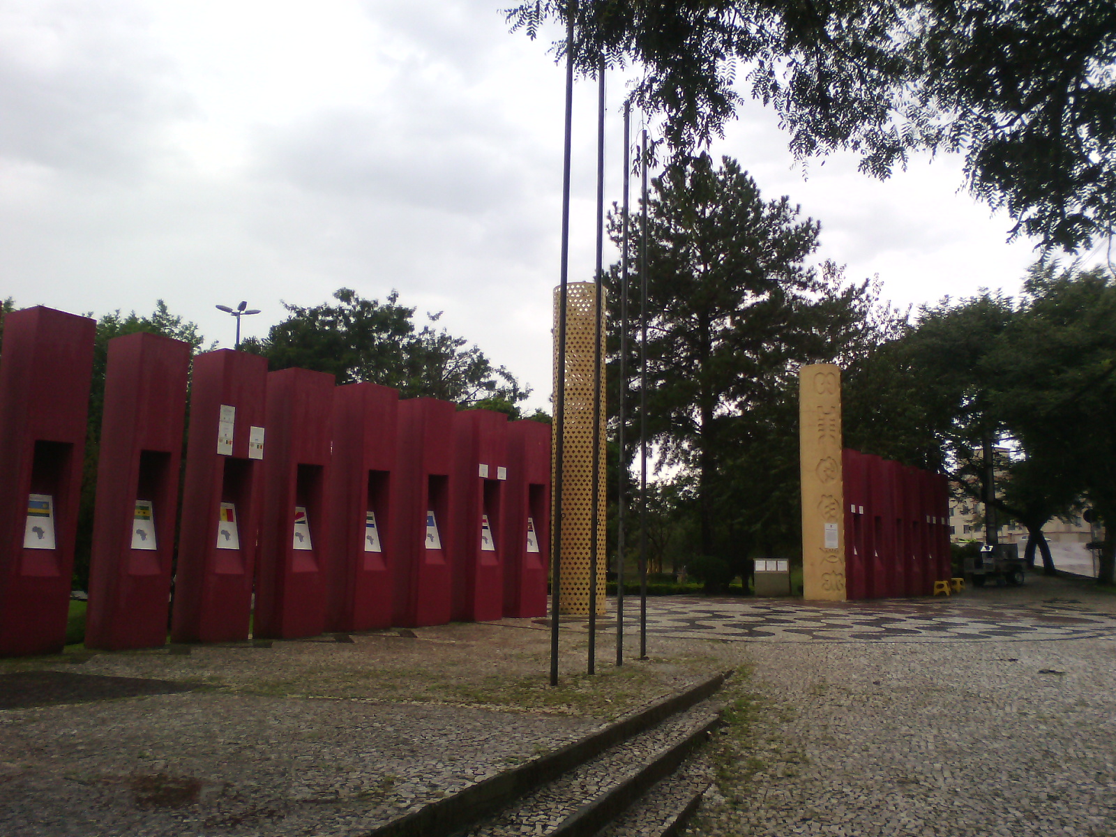 Memorial Africano na Praça Zumbi dos Palmares. #curitiba